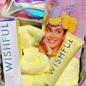 Huda beauty wishful pr kit reserved for exchange